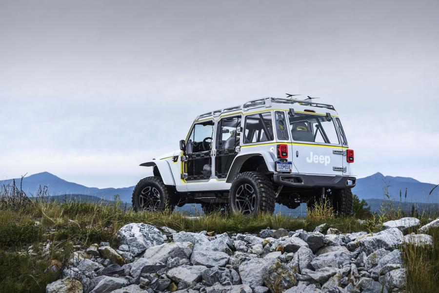  Jeep Safari Concept (JK) 2017 года  (фото 25 из 25)